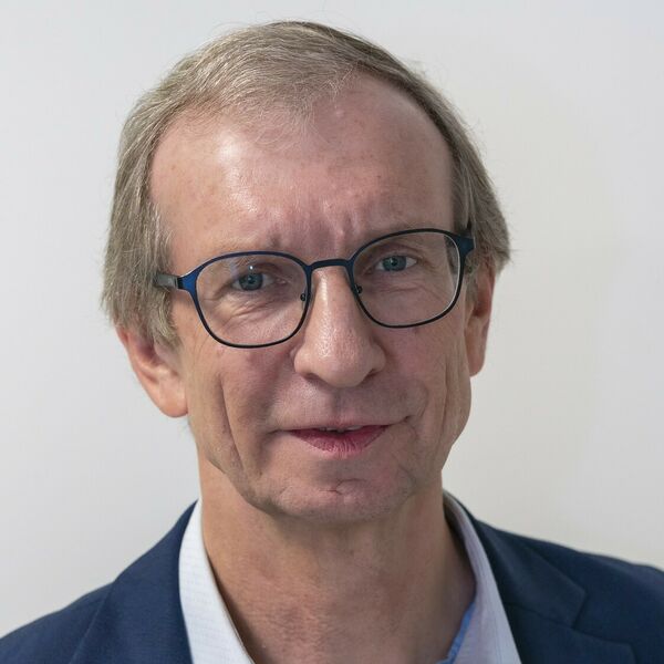 Dr. Erik Schreurs